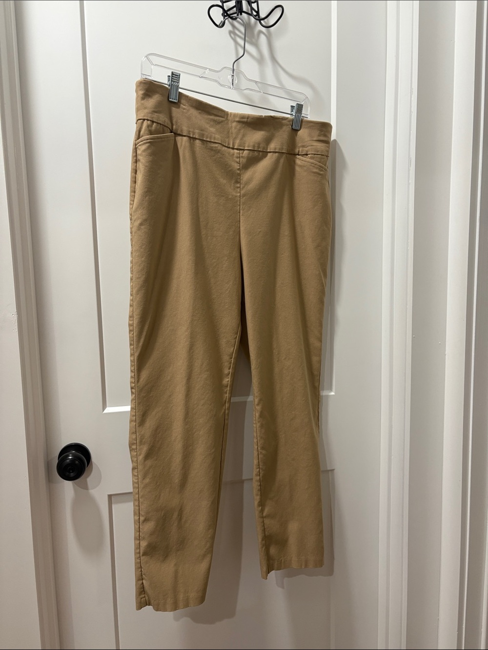 Cato Straight-Leg Pull-On Jeans in Khaki